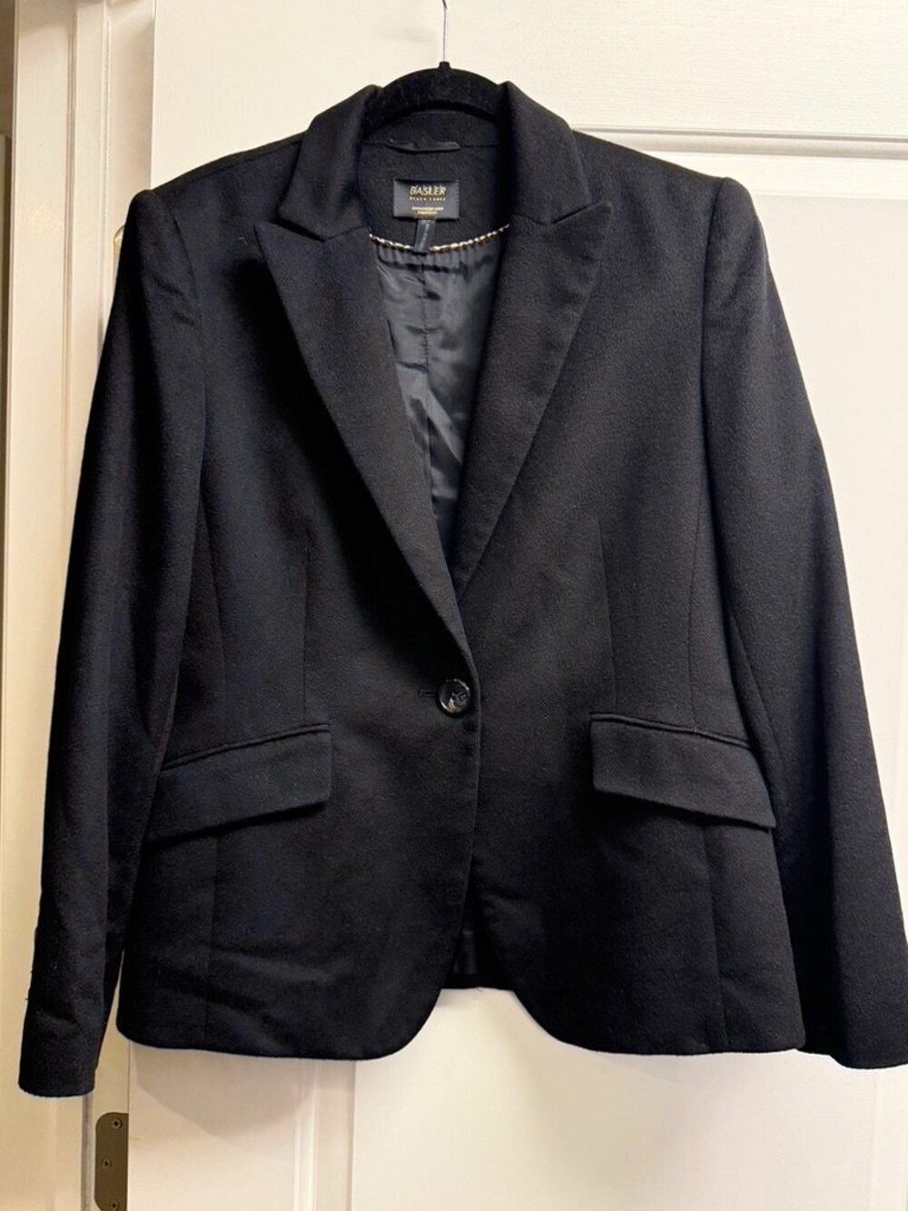 Basler Black Label Cashmere Blazer (US Size 10)